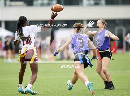 Thumbnail 1 in Florida State University High School vs Fletcher (Jaguars Preseason Classic) photogallery.