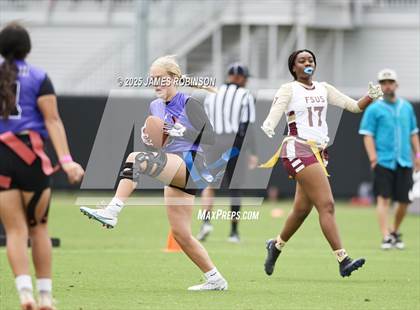 Thumbnail 3 in Florida State University High School vs Fletcher (Jaguars Preseason Classic) photogallery.