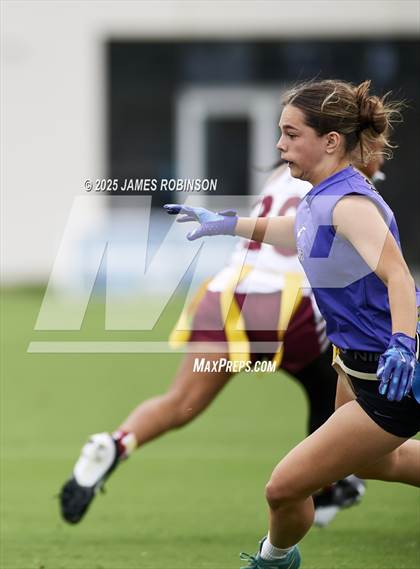 Thumbnail 3 in Florida State University High School vs Fletcher (Jaguars Preseason Classic) photogallery.