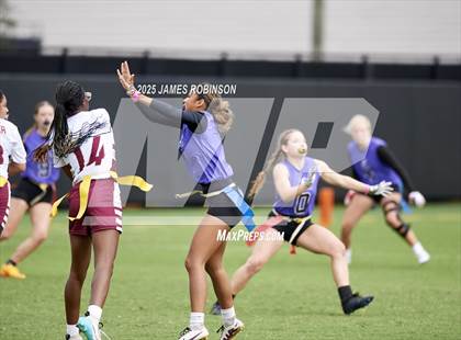 Thumbnail 1 in Florida State University High School vs Fletcher (Jaguars Preseason Classic) photogallery.
