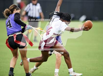 Thumbnail 2 in Florida State University High School vs Fletcher (Jaguars Preseason Classic) photogallery.