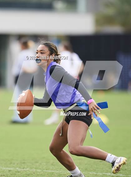 Thumbnail 3 in Florida State University High School vs Fletcher (Jaguars Preseason Classic) photogallery.
