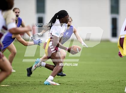 Thumbnail 3 in Florida State University High School vs Fletcher (Jaguars Preseason Classic) photogallery.