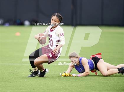 Thumbnail 3 in Florida State University High School vs Fletcher (Jaguars Preseason Classic) photogallery.