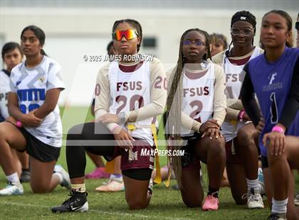 Thumbnail 3 in Florida State University High School vs Fletcher (Jaguars Preseason Classic) photogallery.