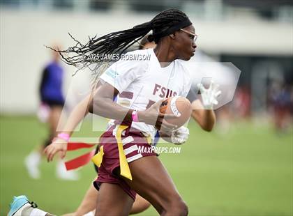 Thumbnail 2 in Florida State University High School vs Fletcher (Jaguars Preseason Classic) photogallery.