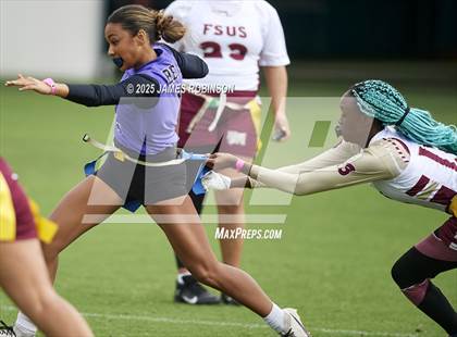Thumbnail 3 in Florida State University High School vs Fletcher (Jaguars Preseason Classic) photogallery.