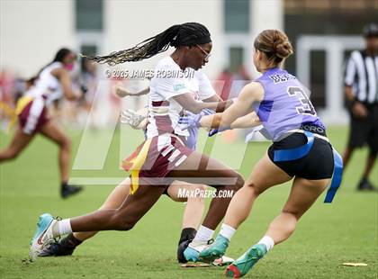 Thumbnail 3 in Florida State University High School vs Fletcher (Jaguars Preseason Classic) photogallery.