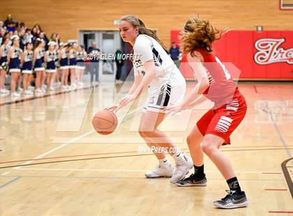 Thumbnail 2 in Snohomish vs. Arlington (WIAA 3A Playoff) photogallery.