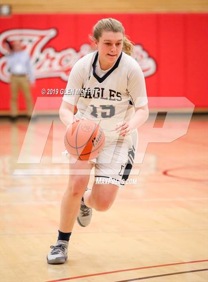 Thumbnail 3 in Snohomish vs. Arlington (WIAA 3A Playoff) photogallery.
