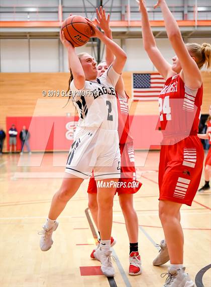 Thumbnail 2 in Snohomish vs. Arlington (WIAA 3A Playoff) photogallery.