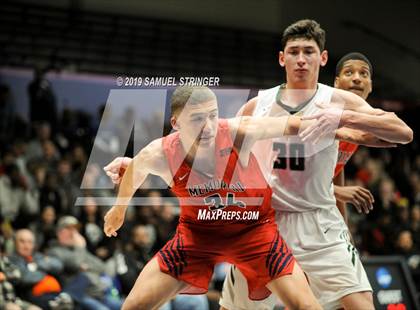Thumbnail 2 in De La Salle vs. San Joaquin Memorial (MaxPreps MLK Classic) photogallery.