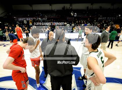 Thumbnail 2 in De La Salle vs. San Joaquin Memorial (MaxPreps MLK Classic) photogallery.