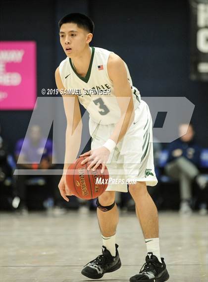 Thumbnail 2 in De La Salle vs. San Joaquin Memorial (MaxPreps MLK Classic) photogallery.