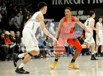 Thumbnail 3 in De La Salle vs. San Joaquin Memorial (MaxPreps MLK Classic) photogallery.