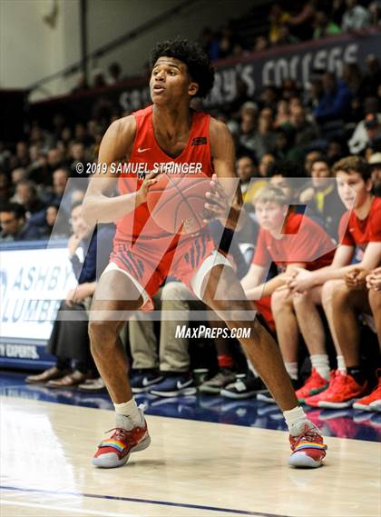 Thumbnail 2 in De La Salle vs. San Joaquin Memorial (MaxPreps MLK Classic) photogallery.