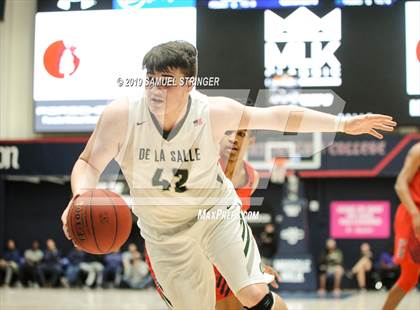 Thumbnail 2 in De La Salle vs. San Joaquin Memorial (MaxPreps MLK Classic) photogallery.
