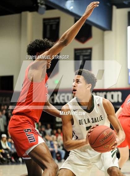 Thumbnail 2 in De La Salle vs. San Joaquin Memorial (MaxPreps MLK Classic) photogallery.