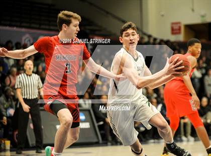 Thumbnail 1 in De La Salle vs. San Joaquin Memorial (MaxPreps MLK Classic) photogallery.