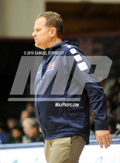 Thumbnail 2 in De La Salle vs. San Joaquin Memorial (MaxPreps MLK Classic) photogallery.