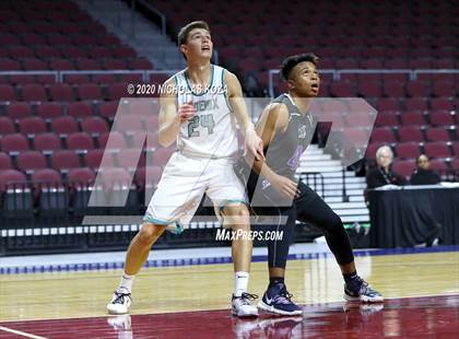 Thumbnail 1 in Fort Lauderdale vs. Farmington (Tarkanian Classic) photogallery.