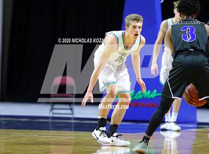 Thumbnail 2 in Fort Lauderdale vs. Farmington (Tarkanian Classic) photogallery.