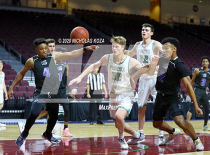 Thumbnail 3 in Fort Lauderdale vs. Farmington (Tarkanian Classic) photogallery.