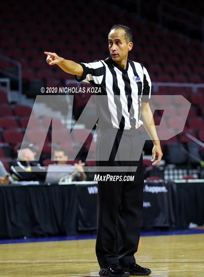 Thumbnail 2 in Fort Lauderdale vs. Farmington (Tarkanian Classic) photogallery.