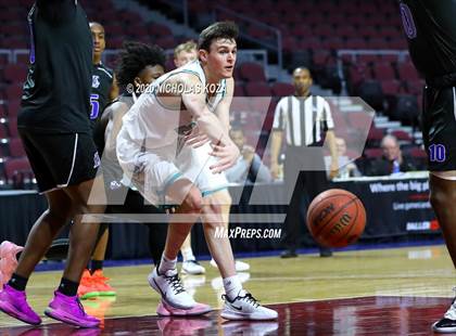 Thumbnail 3 in Fort Lauderdale vs. Farmington (Tarkanian Classic) photogallery.