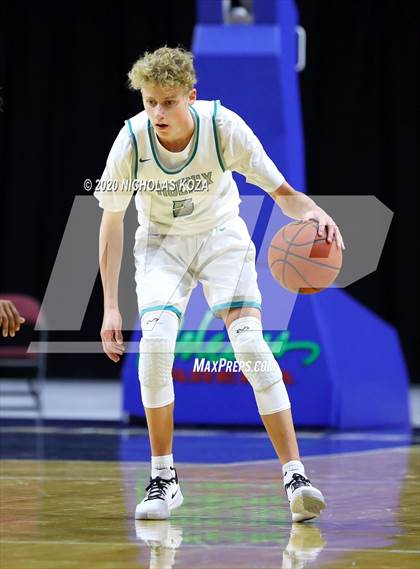 Thumbnail 3 in Fort Lauderdale vs. Farmington (Tarkanian Classic) photogallery.