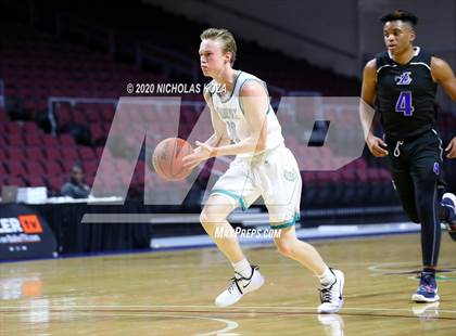 Thumbnail 2 in Fort Lauderdale vs. Farmington (Tarkanian Classic) photogallery.