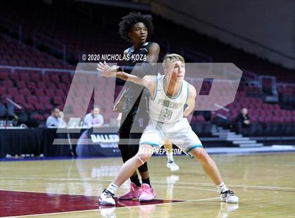 Thumbnail 3 in Fort Lauderdale vs. Farmington (Tarkanian Classic) photogallery.