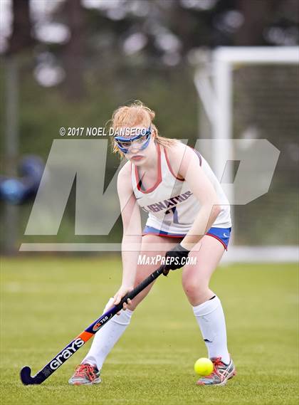 Thumbnail 2 in St. Ignatius vs Redwood photogallery.