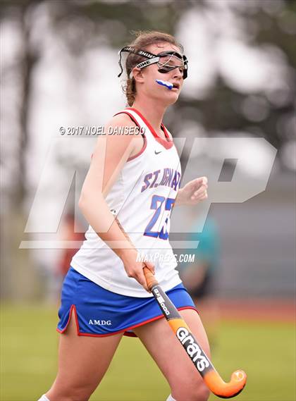 Thumbnail 1 in St. Ignatius vs Redwood photogallery.