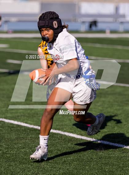 Thumbnail 1 in Newbury Park vs. Oxnard (Ventura County Championships) photogallery.