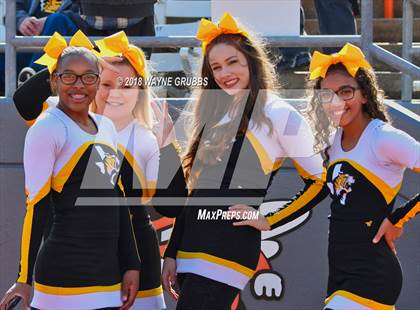 Thumbnail 2 in Malakoff vs. Jefferson (UIL 3A Area Playoff) photogallery.