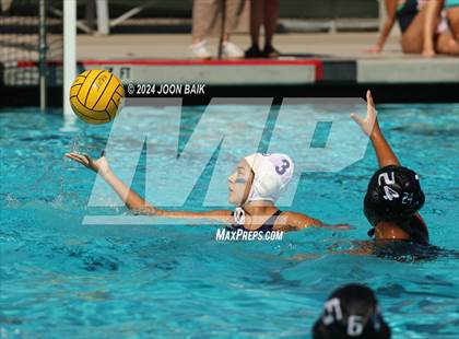 Thumbnail 1 in Dublin vs Moreau Catholic (Battle of the Bay) photogallery.