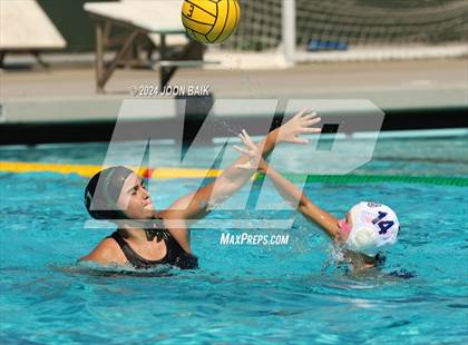 Thumbnail 2 in Dublin vs Moreau Catholic (Battle of the Bay) photogallery.