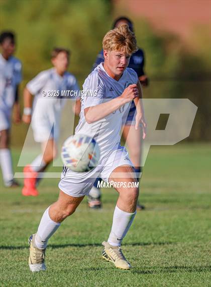 Thumbnail 3 in Danville vs Tri-West Hendricks photogallery.