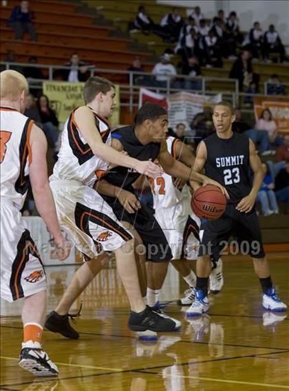 Thumbnail 2 in Summit vs. West (Whataburger Basketball Tournament) photogallery.