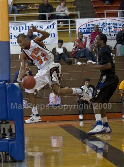Thumbnail 1 in Summit vs. West (Whataburger Basketball Tournament) photogallery.