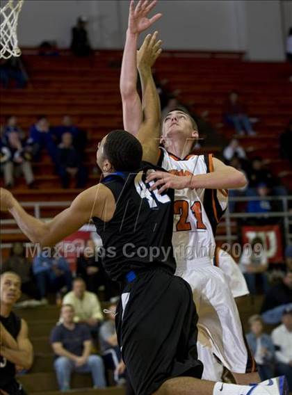 Thumbnail 1 in Summit vs. West (Whataburger Basketball Tournament) photogallery.