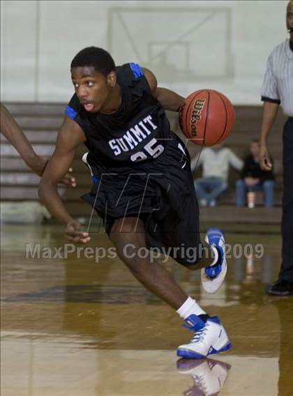 Thumbnail 2 in Summit vs. West (Whataburger Basketball Tournament) photogallery.