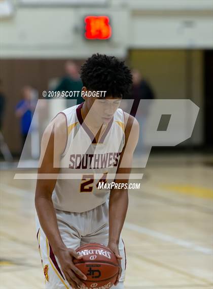 Thumbnail 2 in Mt. Carmel vs. Southwest SD (CIF SDS D4 Championship) photogallery.