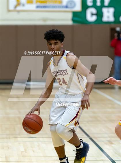 Thumbnail 1 in Mt. Carmel vs. Southwest SD (CIF SDS D4 Championship) photogallery.