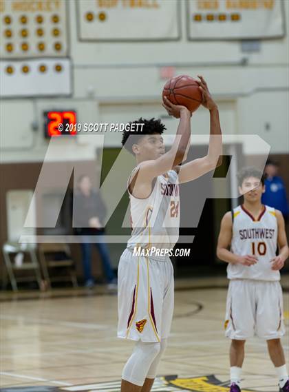 Thumbnail 3 in Mt. Carmel vs. Southwest SD (CIF SDS D4 Championship) photogallery.