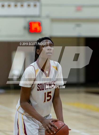 Thumbnail 2 in Mt. Carmel vs. Southwest SD (CIF SDS D4 Championship) photogallery.