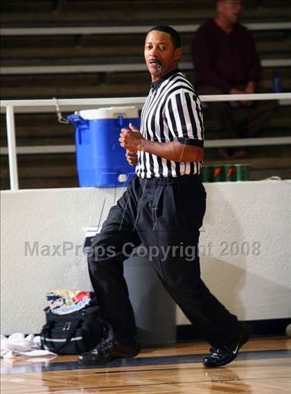 Thumbnail 1 in Seven Lakes vs. Summit (McDonald's Texas Invitational) photogallery.