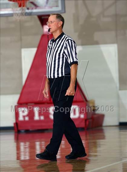 Thumbnail 3 in Seven Lakes vs. Summit (McDonald's Texas Invitational) photogallery.