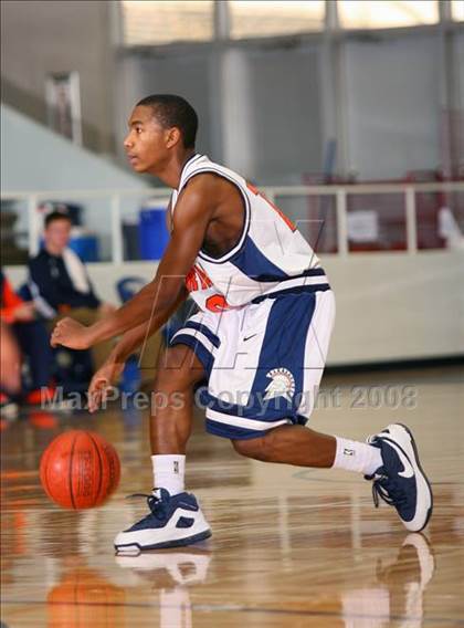 Thumbnail 1 in Seven Lakes vs. Summit (McDonald's Texas Invitational) photogallery.